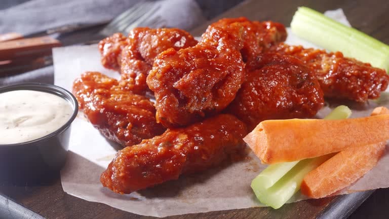 Wingz Shack jumbo wings hero